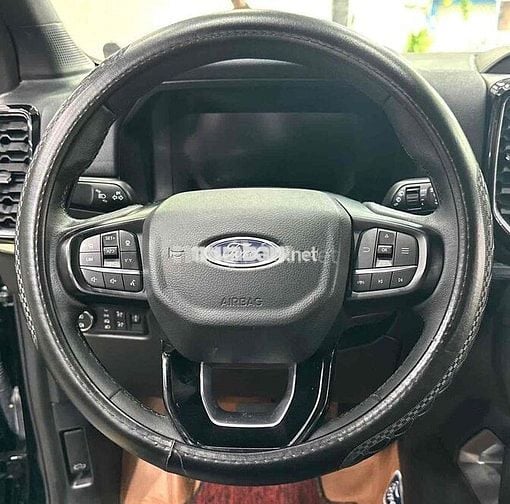 Ford Everest Titanium 2023 1 Cầu Đen 68.000 km
