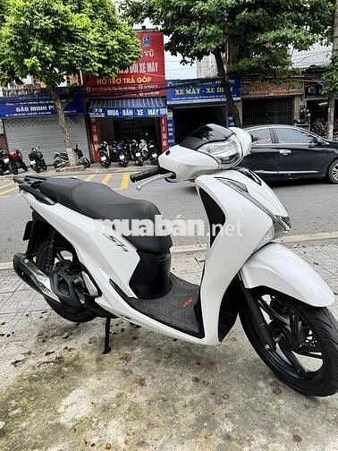 Honda SH Trắng