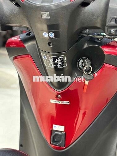 Honda SH150i 3000km màu Đỏ