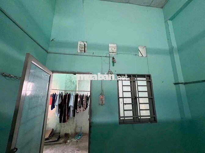 Chính Chủ Cần 6x30 Hẻm 115 Phạm Hữu Lầu Trệt 3 lầu 13 phòng và 1 nhà n