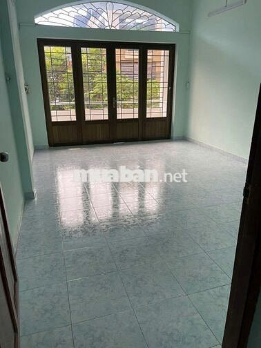Nhà 4x18m, 5 tầng, Mặt tiền Tạ Quang Bửu, P.5, Q.8