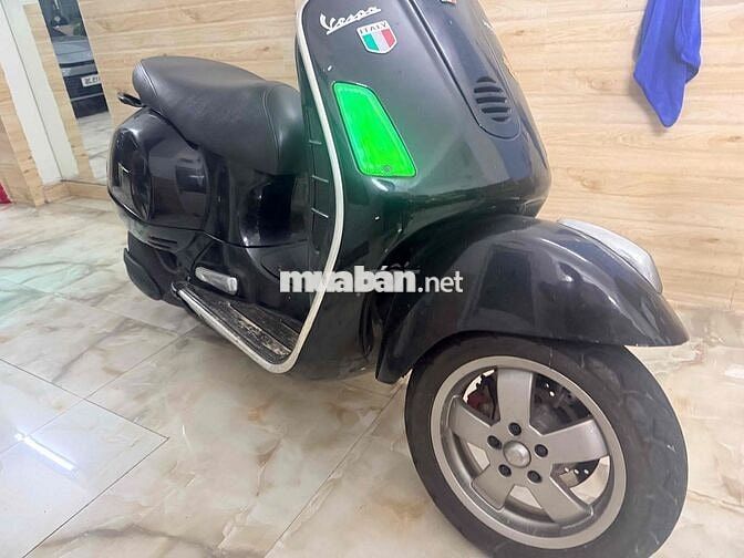 Piaggio GTS 125 cc Đen nhập Ý
