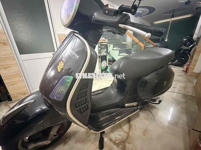 Piaggio GTS 125 cc Đen nhập Ý