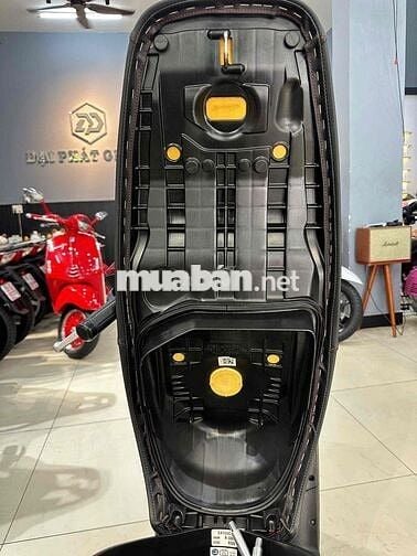 Honda SH150i 3000km màu Đỏ