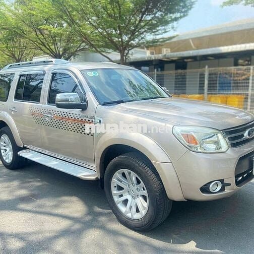 Ford Everest 2014 2.5L AT 4x2 96.000 km