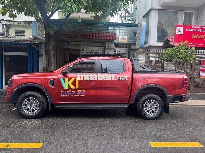 Ford Ranger XLS AT 1 cầu 2024 27500 km Màu cam
