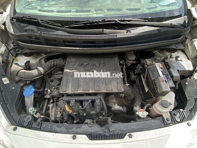 Hyundai Grand i10 1.2 Số sàn Trắng
