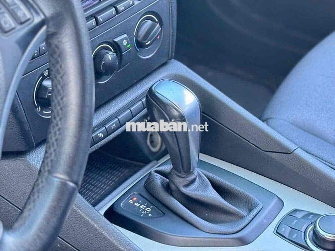 BMW X1 2010 Bạc 2.0L