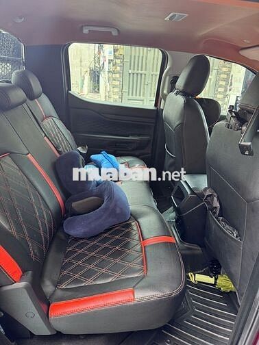 Ford Ranger XLS AT 1 cầu 2024 27500 km Màu cam