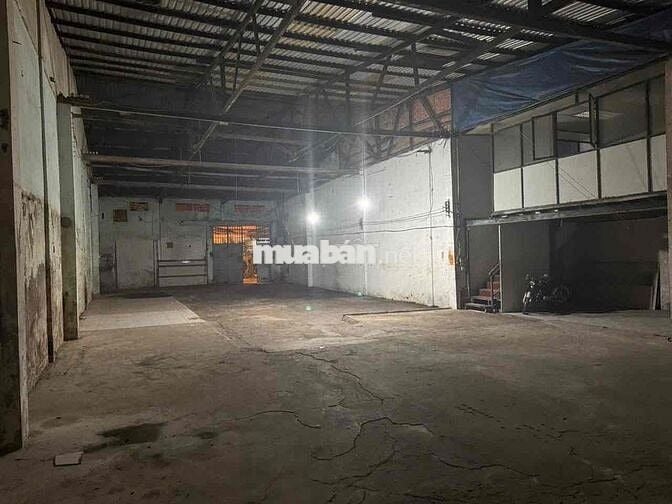 Nhà MTKD Khuông Việt.Tân Phú.DT:10m X 30m nở hậu. kết cấu trống suốt.