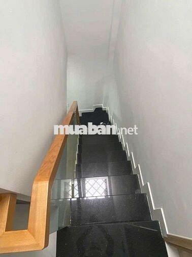 [3 PN_2WC ] ĐỐI DIỆN VINHOMES CENTRAL PARK_SÁT Q.1
