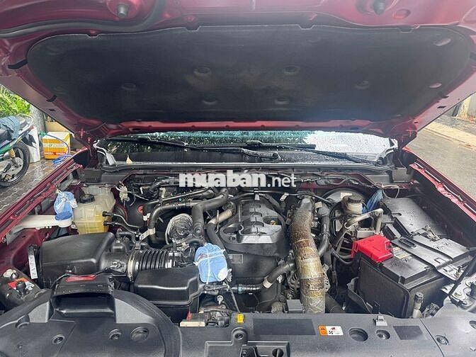 Ford Ranger XLS AT 1 cầu 2024 27500 km Màu cam