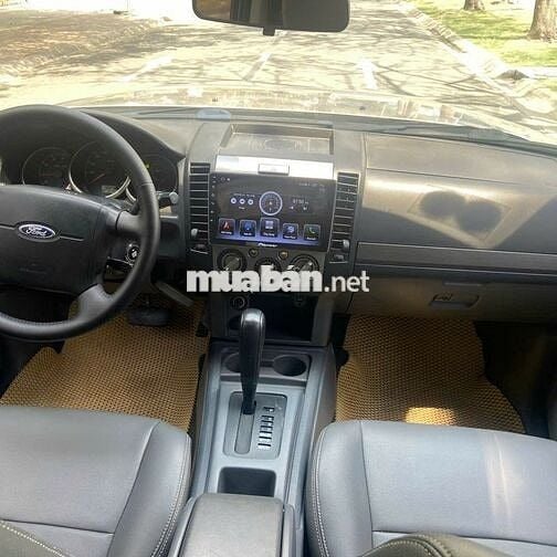 Ford Everest 2014 2.5L AT 4x2 96.000 km