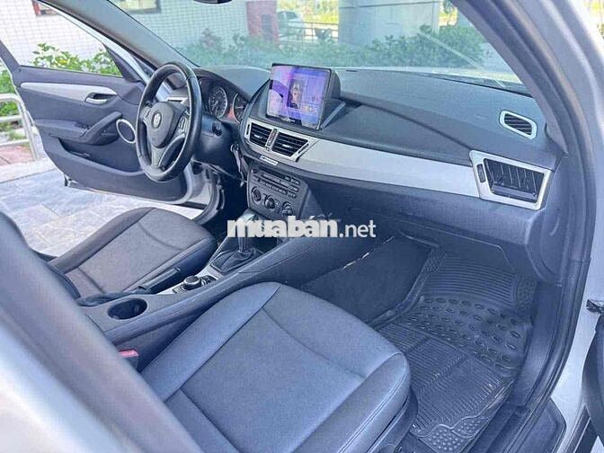 BMW X1 2010 Bạc 2.0L