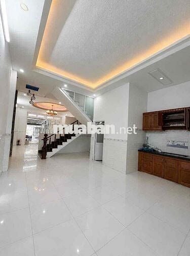 Cho Thuê Nhà DT 5x35m 1Trệt 1Lầu 2Pn 3Wc Sân Rộng Có Thể Sx Nhỏ
