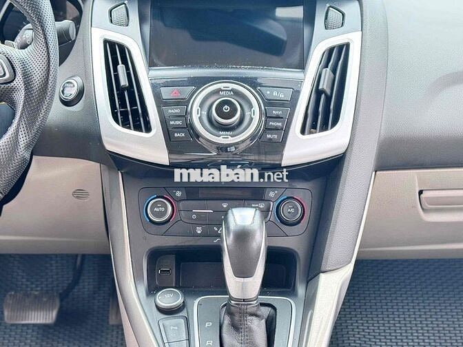 Ford Focus SX 2016 Tự động màu Xám