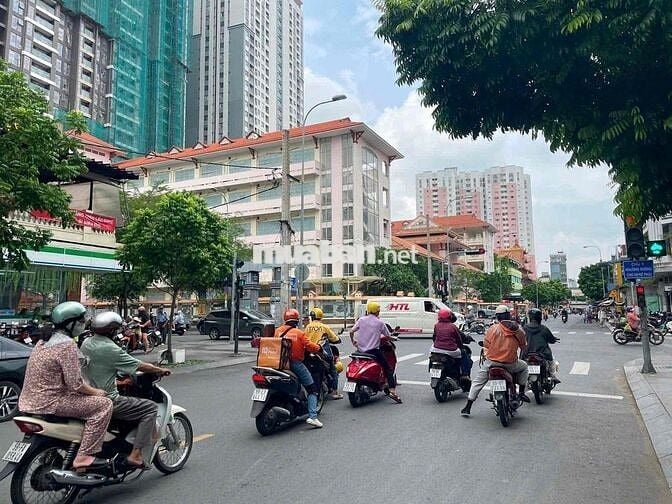 🔥 CHO THUÊ NHÀ MẶT TIỀN Q.1 – NGUYỄN KHẮC NHU  📍 Địa chỉ: Nguyễn Khắc