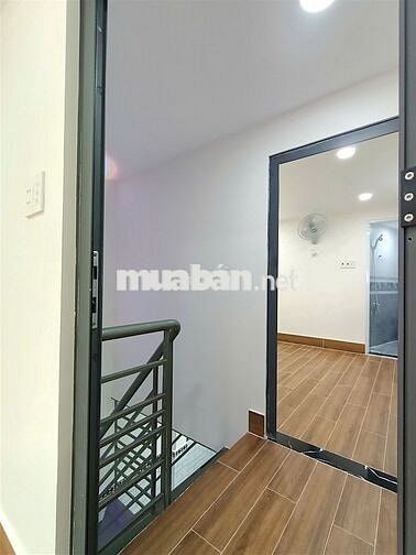 BẾN VÂN ĐỒN GIÁP Q1- XH CÁCH NHÀ 1 CĂN-VÀI BƯỚC RA CV CẦU DỪA-31M2-2T