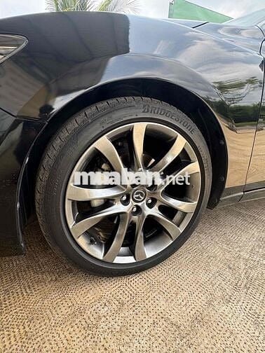 Mazda 6 2.0 Premium 2019 Đen