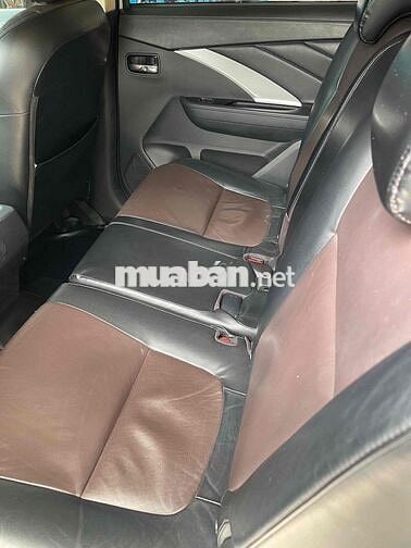 Mitsubishi Xpander Cross 2020 Trắng 200000 km