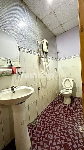 Cần bán gấp Nhà Nghĩ 14 phòng đường Trần Thị Cẩm