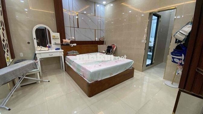 cho thuê nhà làm homestay thị nghè 8*12m