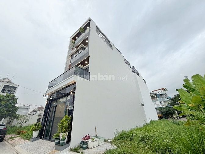 Nhà hiện đại 5x17 full nội thất đẹp, dọn vào ở ngay