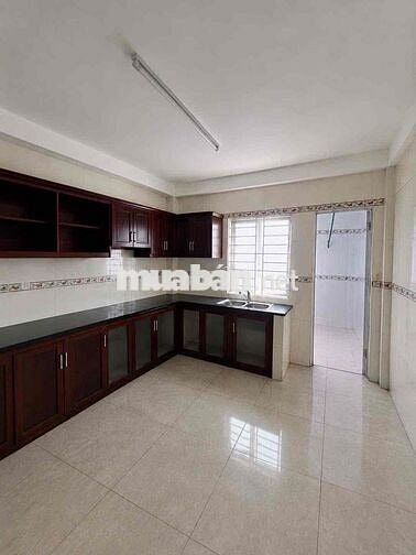 CHO THUÊ NHÀ- MẶT TIỀN CHỢ PHÚ LÂM- 72M2- + 3WC - 25TR