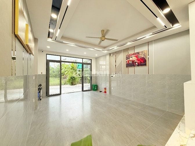 Nhà hiện đại 5x17 full nội thất đẹp, dọn vào ở ngay