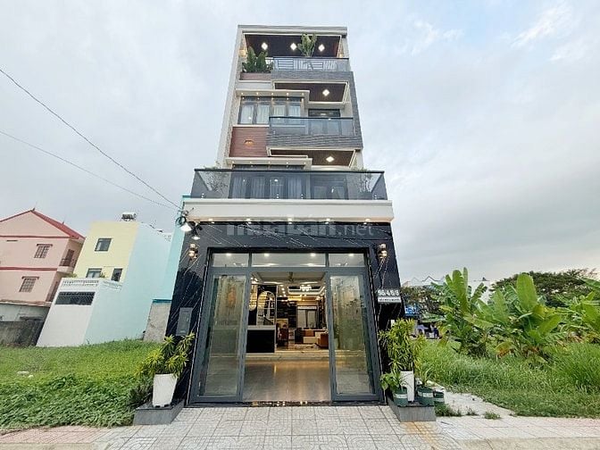 Nhà hiện đại 5x17 full nội thất đẹp, dọn vào ở ngay