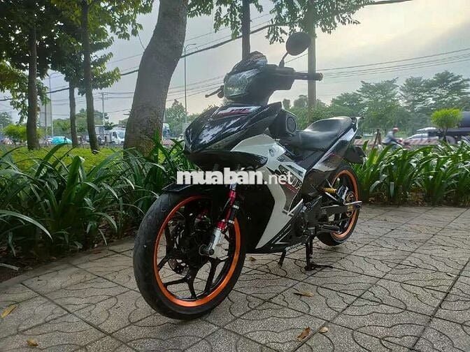 Yamaha Exciter 150 Đen trắng