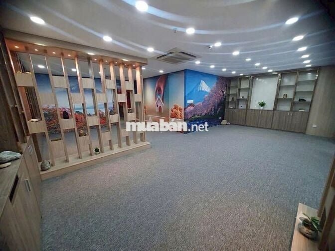 Cho thuê tòa văn phòng 7 tầng khu Sân Bay