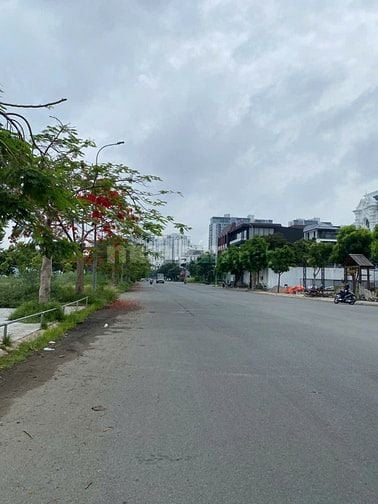 CHO THUÊ TÒA NHÀ VĂN PHÒNG 2 MẶT TIỀN TRẦN QUÝ KIÊN, NGUYỄN THANH SƠN