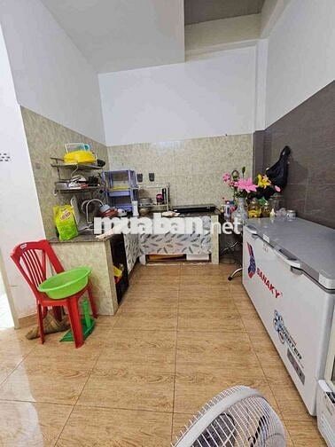 nhà tỉnh lộ 10 , cầu tân tạo 56m2, hoàn công đủ ,hơn 3ty thương lượng
