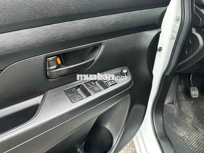 Suzuki Ertiga 2023 Xăng điện Hybrid Số sàn