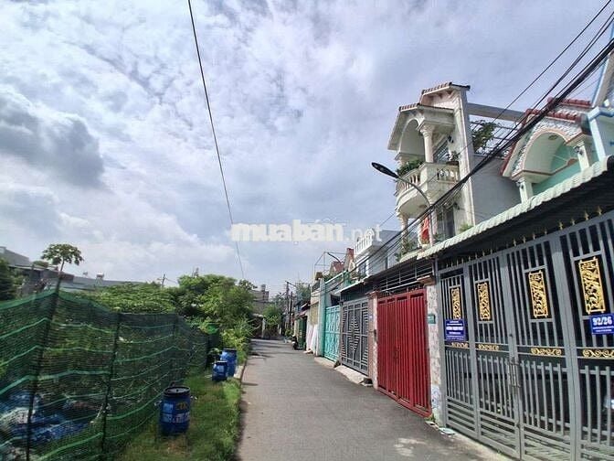 bán nhà đường thông kinh doanh phường dĩ an