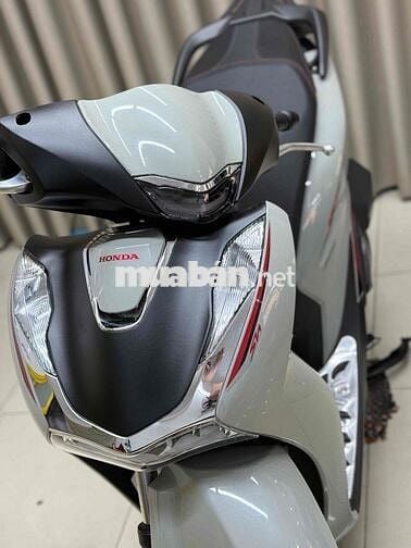 Honda SH 160i ABS Xám xi măng 1900 km