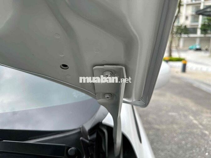 Suzuki Ertiga 2023 Xăng điện Hybrid Số sàn