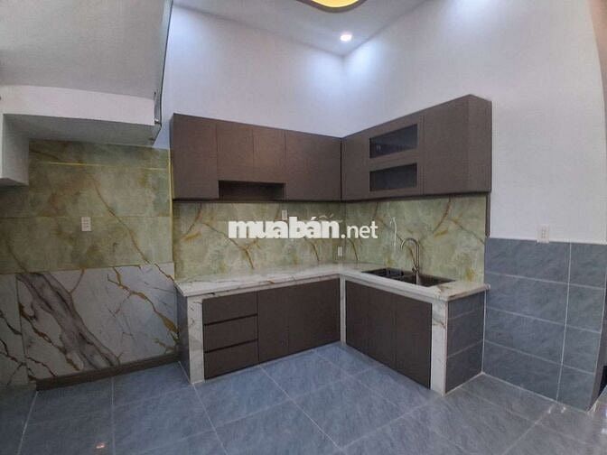 bán nhà đường thông kinh doanh phường dĩ an