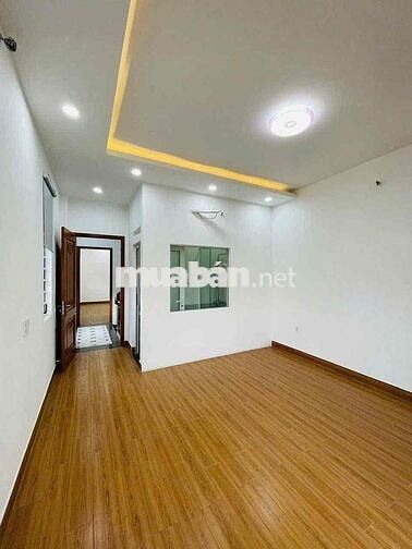 Nhà Phố Xe Hơi Vô Nhà 1 Sẹc Nguyễn Văn Khối 4PN 5WC 16tr