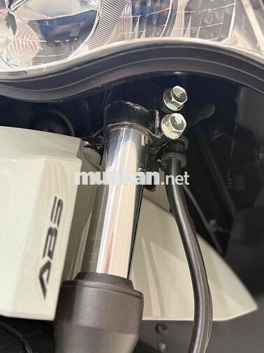 Honda SH 160i ABS Xám xi măng 1900 km