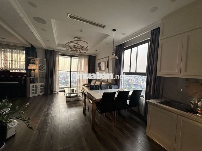 Bán căn hộ chung cư Thuận Việt, Q11, 100m2, 3pn, 6.1 tỷ, sổ hồng