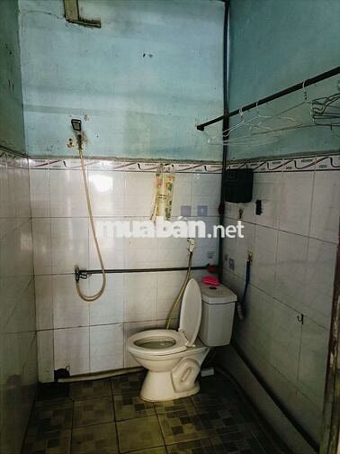 xưởng mặt tiền Quốc lộ 1A cho thuê 
