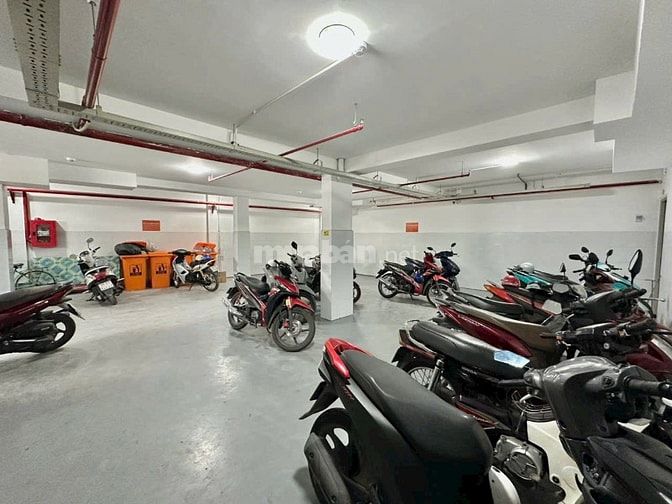 Toà nhà cao cấp trường Kim Đồng, 294m², 6 tầng, 51 phòng, 26,5 tỷ