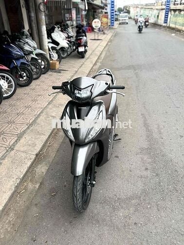 Vision 2025 Xám titan odo 4k km Hỗ trợ góp
