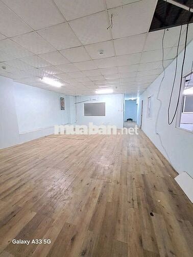 Kho Xưởng + Văn Phòng (800m²) 