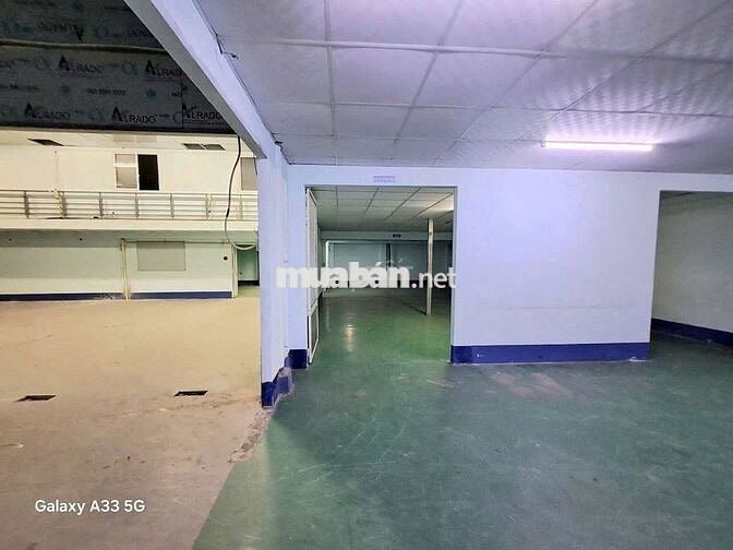 Kho Xưởng + Văn Phòng (800m²) 