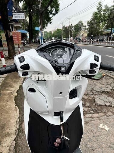Honda Lead 4val Trắng đen Xe tay ga
