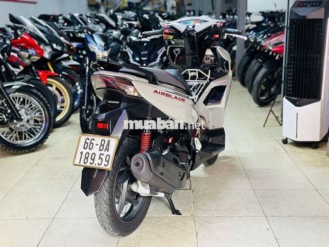 XE MÁY THỊNH PHÁT- AIR BLADE 125 XÁM ĐỎ SPORT LƯỚT