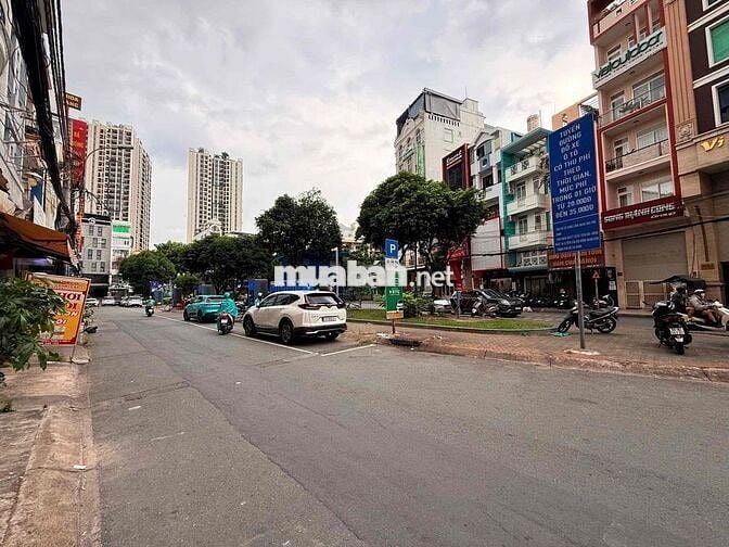 MẶT BẰNG KINH DOANH NGAY TRUNG TÂM Q10